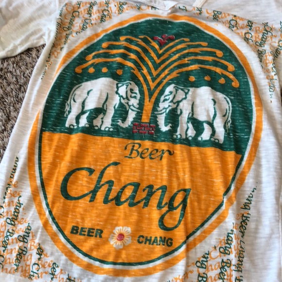 🍺Chang Beer graphic T-shirt - Picture 3 of 3
